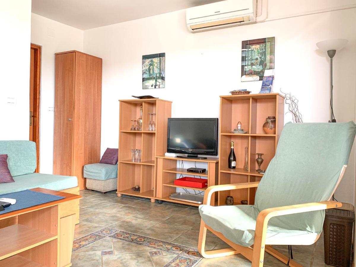Apartmani Sincic Pula Exterior foto