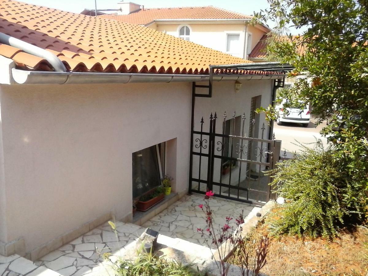 Apartmani Sincic Pula Exterior foto
